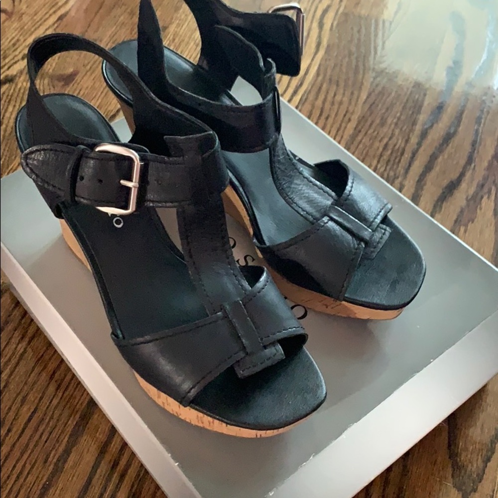 Black sandals